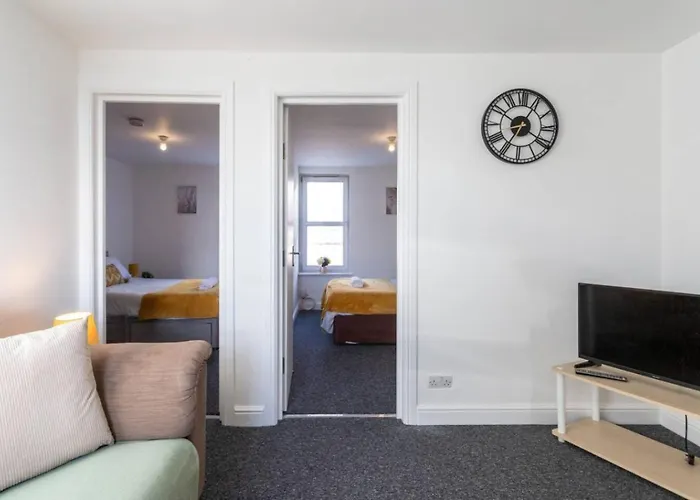 Flat 3 Sunnyside Contractor Long By Shortstayuk Bristol